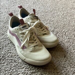 Vans UltraRange ULTRACUSH White and Pink Sneakers